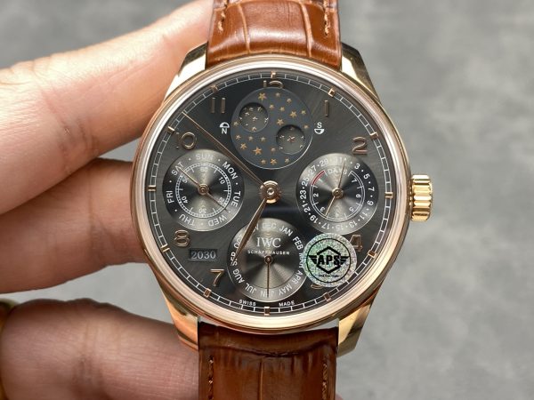 IWC　レプリカ（APSファクトリー）ポルトギーゼ・パーペチュアル・カレンダーIW503404 グレー　ゴールド　スーパーコピー最高峰
