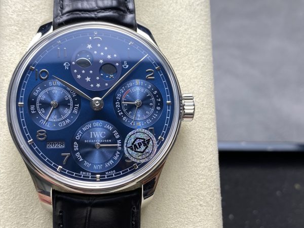 IWC　レプリカ（APSファクトリー）ポルトギーゼ・パーペチュアル・カレンダーIW503401　ブルー　スーパーコピー最高峰